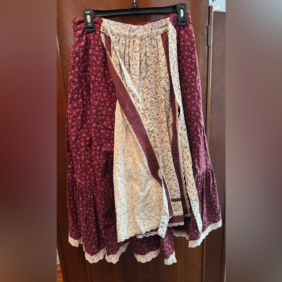 Vintage Calico Dirndl Apron Gunne Sax Floral Midi Skirt 13 Jessica’s Gunnies - Picture 2 of 10